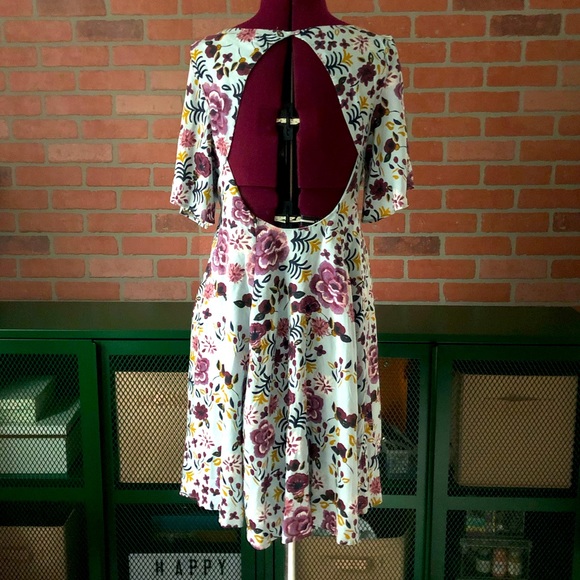 Kimchi Blue Floral Dress - Picture 5 of 6